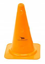 Pachołek z otworami Yakima Sport 38 cm pomarańczowy 100607